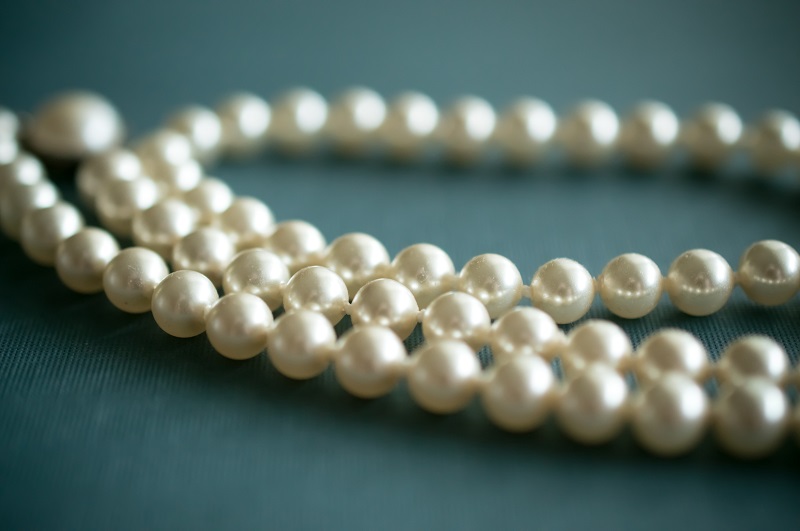 how to clean pearls
